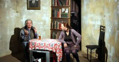 Stire din Cultură-Educație : Spectacol dedicat doamnelor, în Timeless