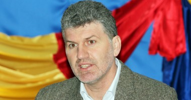 Stire din Politică-Administrație : "Sperăm ca, până în 2015, tot orașul Năvodari să fie racordat la gaze naturale"