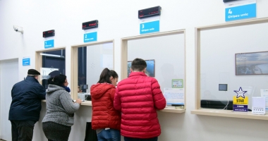 Stire din Social : Cum puteți beneficia de reducere la plata taxei de folosire a tramei stradale