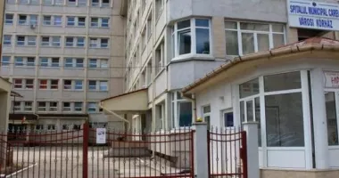 Stire din Eveniment : Incident grav în spital. Un pacient a căzut de la etaj în timp ce încerca să fugă