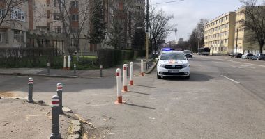 Scenele din filme devin realitate, la Constanța. Spital militar modular pe stadionul "Portul" - 6