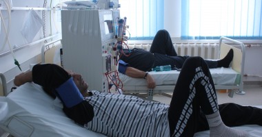 Stire din Social : Centrul de dializă, plin de pacienți din cauza vremii