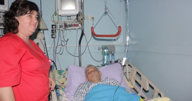 Stire din Social : Spitalul CF Port, în colaps financiar. Pacienții, internați cu medicamente de-acasă