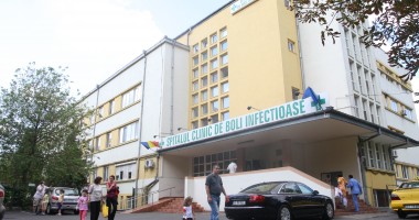Stire din Sănătate : ANCHETĂ la Spitalul de Infecțioase CONSTANȚA. O pacientă a găsit un VIERME în MÂNCARE
