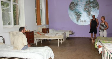 Stire din Sănătate : Legea indiferenței domnește la Clinica de Neuropsihiatrie Palazu Mare!