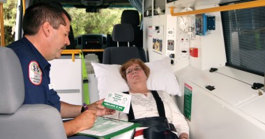 Stire din Sănătate : Spitalul ISIS vine cu un nou serviciu - linie de ambulanțe private