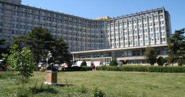 Stire din Sănătate : Au început lucrările de modernizare la Spitalul Județean. "Doar noi știm ce eforturi s-au făcut"