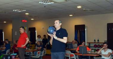 Spor la dărâmat popice! Începe sezonul de bowling - 2