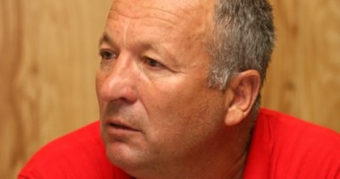 Stire din Sport : ADEVĂR DUREROS / "FC FARUL ÎȘI MERITĂ SOARTA!" Cine pune DEGETUL PE RANĂ