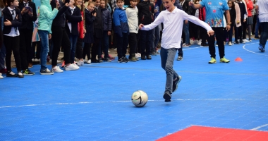 "Caravana Sănătate prin Sport", escală la Liceul Teoretic "Ovidius" - 10