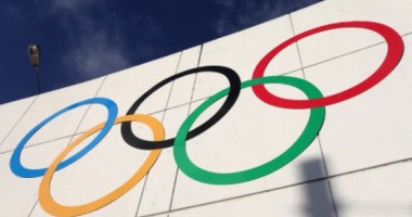Stire din Sport : Elena Frîncu: "Mă despart greu de familia sportului!"