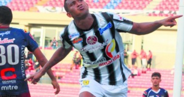Stire din Sport : Fostul atacant al Panama a încetat din viață
