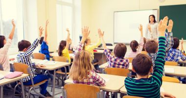 Stire din Cultură-Educație : Ora de dirigenție ar putea să dispară