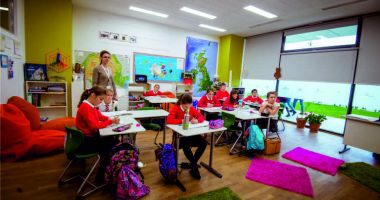 Stire din Cultură-Educație : Sprijin pentru învățământul particular din România