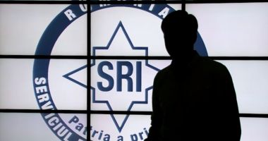 Stire din Eveniment : SRI a expulzat de pe teriorul României un cetățean irakian. Bărbatul avea legături cu o grupare teroristă din Orientul Mijlociu