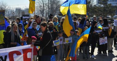 Galerie FOTO / Refugiații își strigă durerea, la CONSTANȚA! Astăzi, se împlinesc doi ani de conflict militar între Rusia și Ucraina - 4