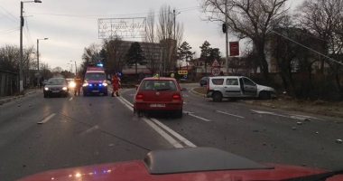 Galerie foto. Accident rutier la Eforie. Un șofer a dărâmat un stâlp - 3