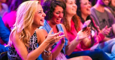 Stire din Cultură-Educație : Doar câteva bilete la o seară cu râs garantat, cu Sorin Pârcălab, la Casa de Cultură Constanța