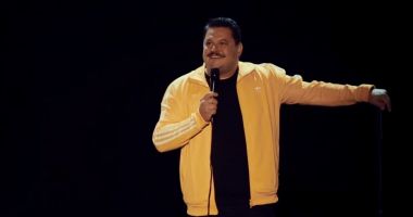Stire din Cultură-Educație : Un nou show de stand-up comedy la malul mării