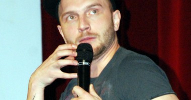 Stire din Cultură-Educație : Stand-up cu Cătălin Bordea
