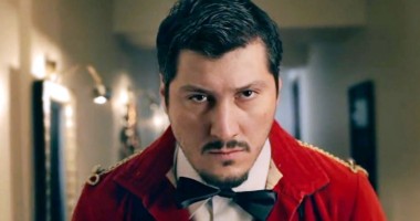 Stire din Cultură-Educație : Stand-up comedy la Harlequin