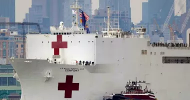 Stire din Actualitate : Statele Unite vor să trimită în Groenlanda o navă-spital