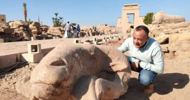 Stire din Actualitate : Statui gigantice reprezentând capete de berbeci, descoperite de-a lungul „Caii Sfincșilor", din Luxor