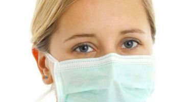 Stire din Economie : Statul face jocul profitorilor care scumpesc materiale de protecție sanitară