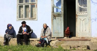 Stire din Economie : Statul - principala sursă a inegalității sociale din România