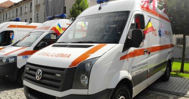 Stire din Economie : Statul va cumpăra 1.200 de ambulanțe cu bani europeni