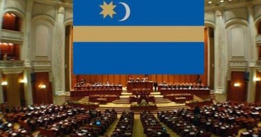 Stire din Actualitate : Ungaria amenință cu măsuri diplomatice în privința interzicerii simbolurilor etnice de către România