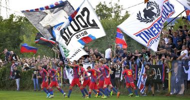 Stire din Sport : Bucureștiul a fost "ocupat" de suporteri! Polițiștii și jandarmii sunt în alertă