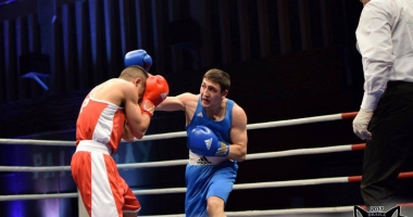 Pugilistul Ștefan Marcu, eliminat în optimile CE