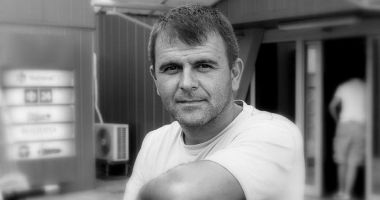 Stire din Actualitate : Doliu în lumea televiziunii. Fostul șef al știrilor B1 TV, Mihai Stegerean, a încetat din viață