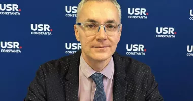 Stire din Politică-Administrație : Deputatul Stelian Ion critică CCR pentru amânarea deciziei privind pensiile magistraților