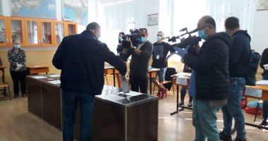 Stelian Ion: "Am votat pentru tineri. Simt că putem face o schimbare mare!" - 3