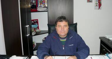 Stire din Politică-Administrație : "Modernizarea drumurilor din Topraisar se află în plină desfășurare"
