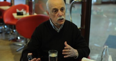 Stire din Cultură-Educație : Pe cine aniversăm azi