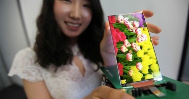 Stire din Diverse : LG a prezentat cel mai subțire și cel mai luminos ecran Full HD