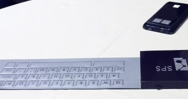 Stire din Diverse : O tastatură groasă de numai 1,5 milimetri, cu timp de răspuns real