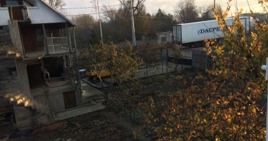 Stire din Social : IMAGINEA HAOSULUI în Baba Novac. Ce bine că nu avem stradă… Doamne ferește de-un incendiu!