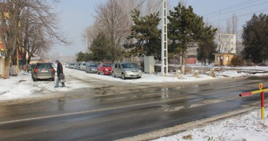 Captivi între șine de tren și prostituate / IMAGINI de pe Strada Albastră - 2