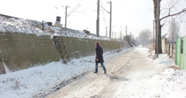 Captivi între șine de tren și prostituate / IMAGINI de pe Strada Albastră - 6