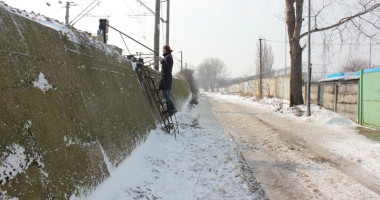 Captivi între șine de tren și prostituate / IMAGINI de pe Strada Albastră - 5