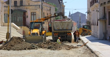 Galerie FOTO. Strada Mircea cel Bătrân, închisă traficului rutier. Va fi reabilitată pe bani europeni - 10