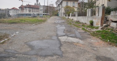 Stire din Social : Istorie îngropată în gunoaie
