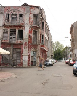 CONSTANȚA / Ruină și nepăsare pe strada Sulmona - 8