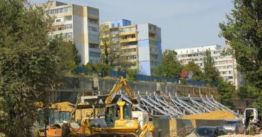 Coșmarul de pe strada Traian continuă! Șantierul duduie  în casele constănțenilor - 5