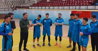 Stire din Sport : „Strângem rândurile, ne aşteaptă un meci greu cu CSM Focşani”