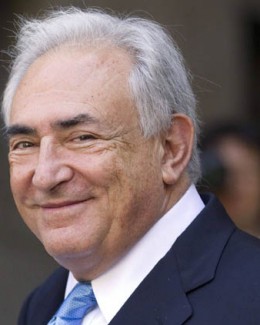 Stire din Actualitate : DSK, legitimat de poliție într-o zonă renumită pentru prostituție